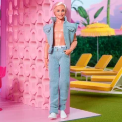 Barbie le film : poupée Ken tenue en jean