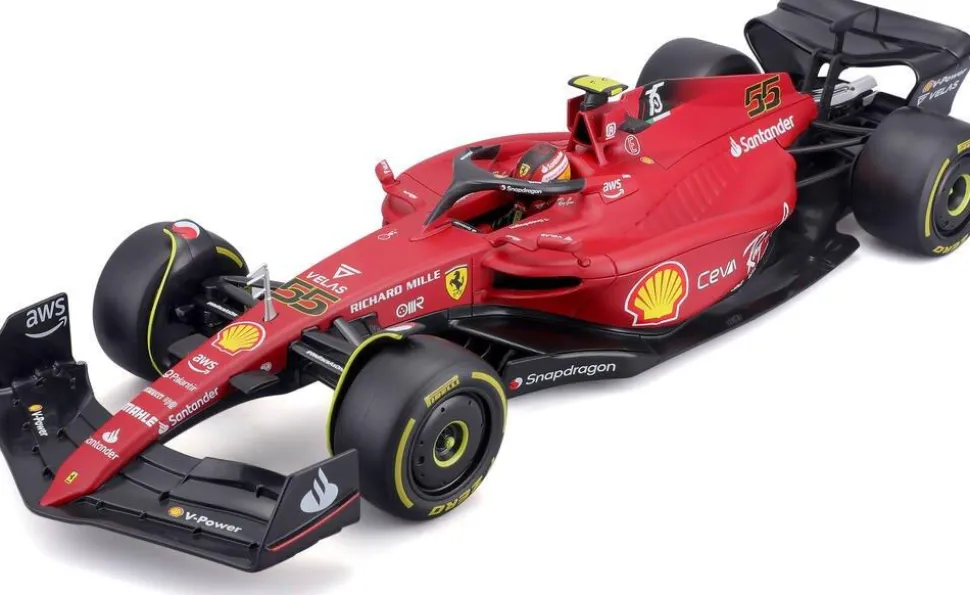 Ferrari 2022 Formule 1 Au 1/18 Avec Casque