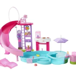 Grande piscine de rêve de Barbie