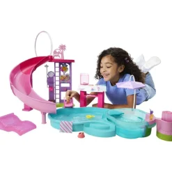 Grande piscine de rêve de Barbie