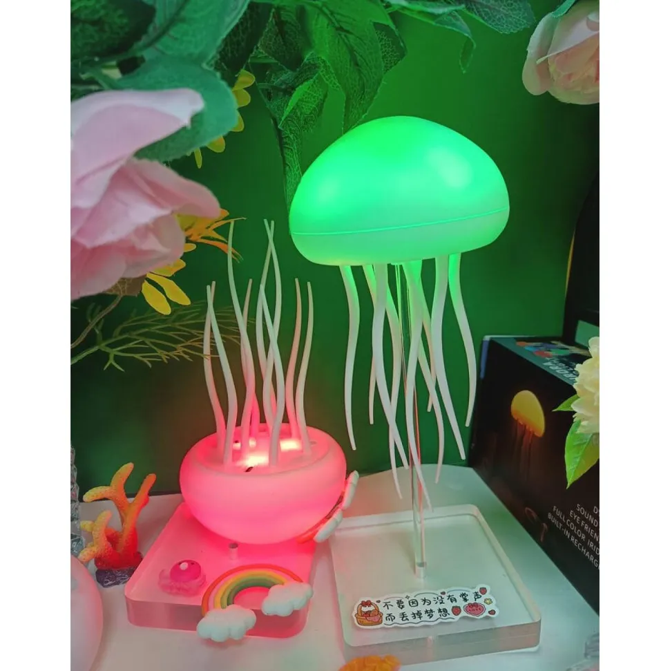 Lampe méduse dansante