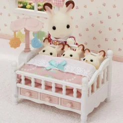 Le lit de bébé et mobile - Sylvanian Families 5534